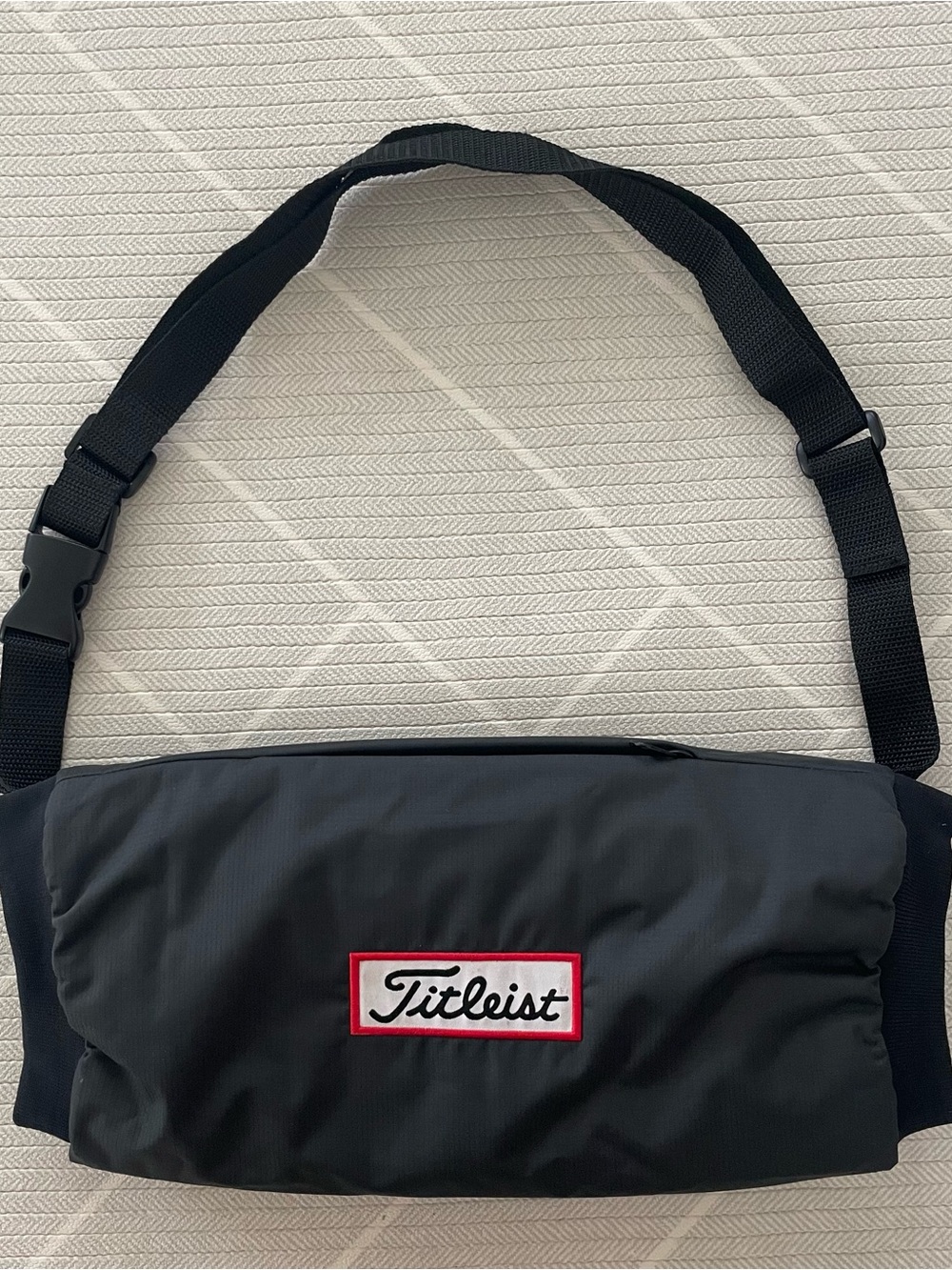 Titleist Golf Fleece Lined Hand Warmer - Black/Red - Winter Cold Weather